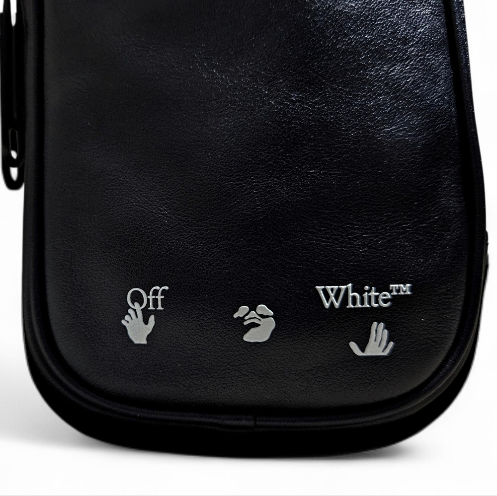 Off-White | Calfskin Crossbody Bag | Leather | Mens | Made In Italy - Picture 15 of 16